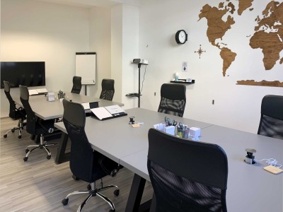 2022.Coworking-Locarno.Postazioni-Desk